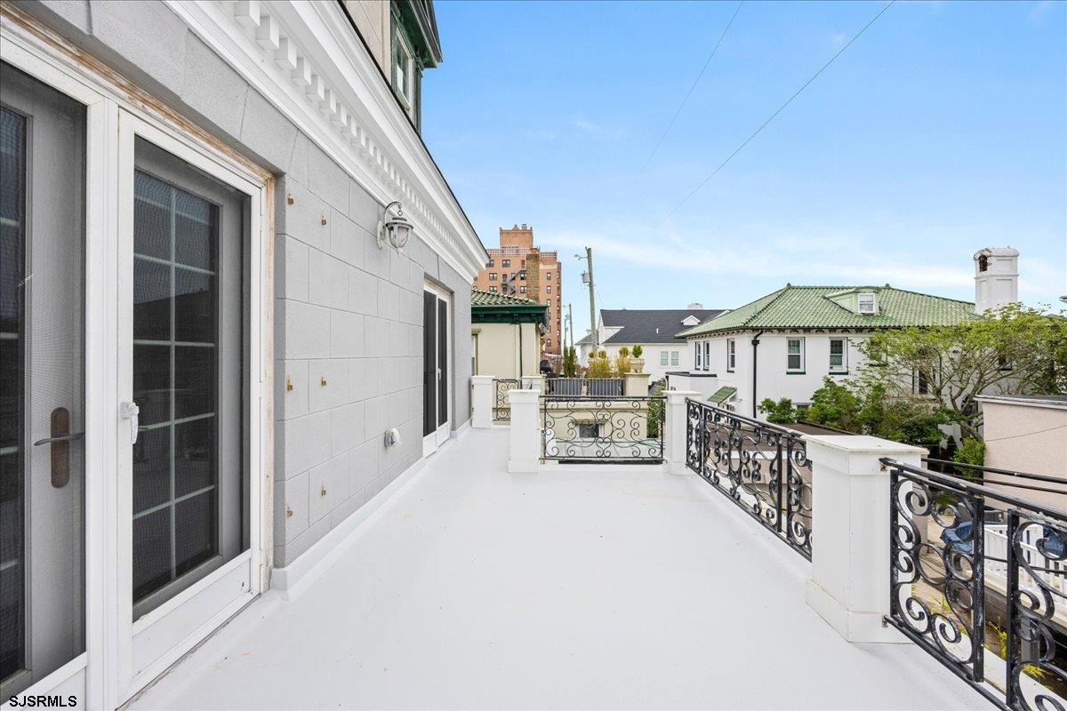 Atlantic City, New Jersey 08401, United States, 4 Bedrooms Bedrooms, ,5 BathroomsBathrooms,Residential,Active,140969