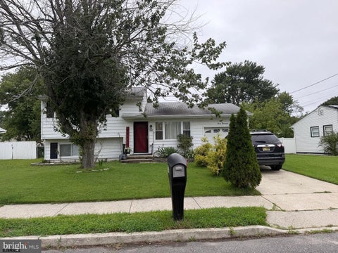 Homes For Sale - 717 New Maple Road<br/> Pleasantville, NJ 08232