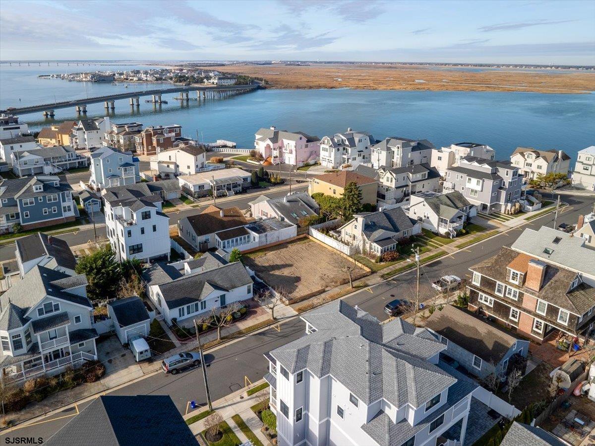 Longport, New Jersey 08403, United States, 5 Bedrooms Bedrooms, ,5 BathroomsBathrooms,Residential,Active,224613