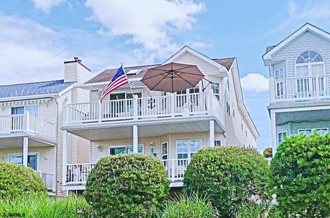 Photo of 310 Roosevelt Blvd #2, Ocean City, NJ 08226 (MLS # 606258)