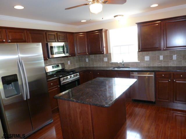 Galloway Township, New Jersey 08205, United States, 3 Bedrooms Bedrooms, ,3 BathroomsBathrooms,Residential,Active,75370