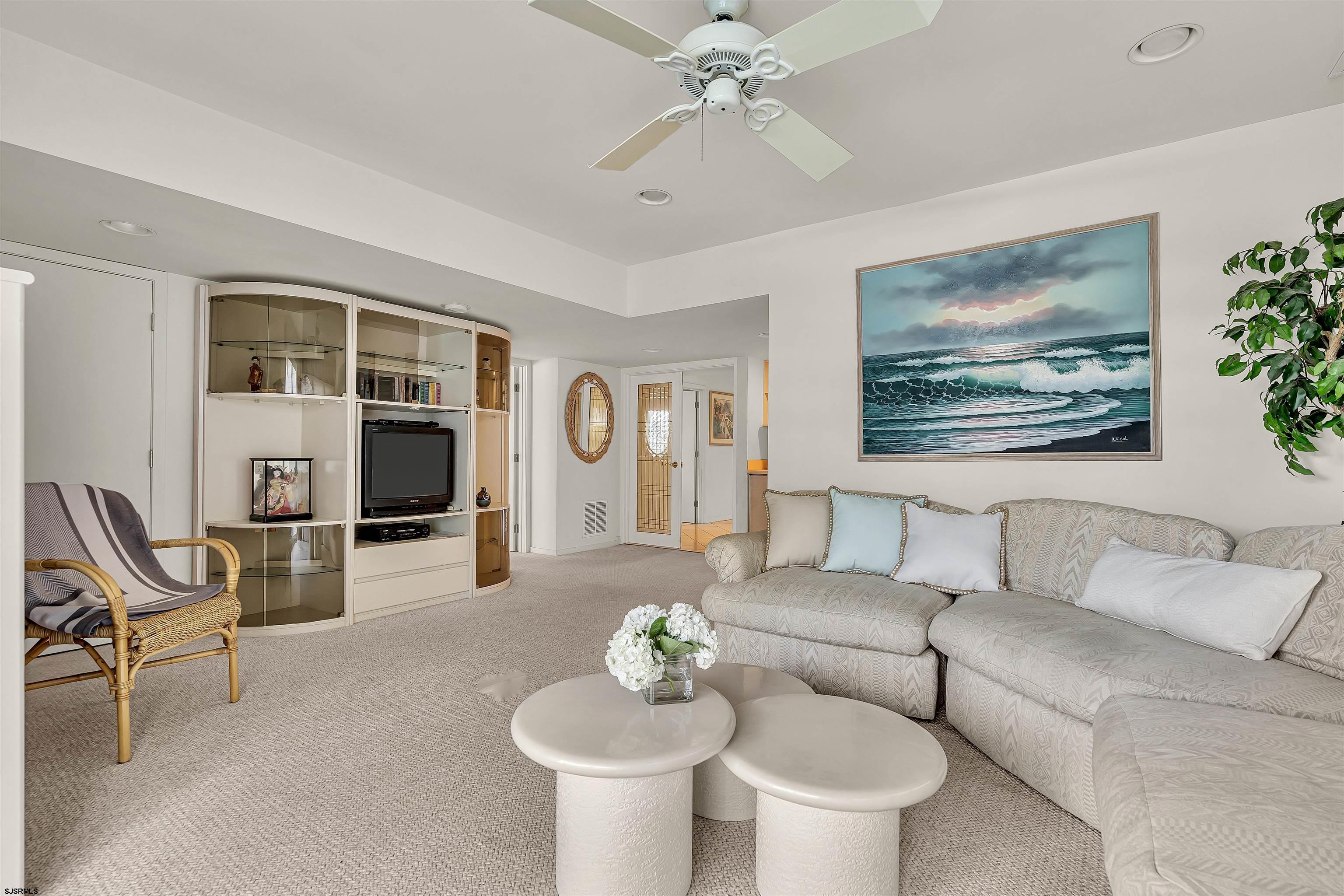 Ocean City, New Jersey 08226, United States, 4 Bedrooms Bedrooms, ,4 BathroomsBathrooms,Residential,Pending,143049