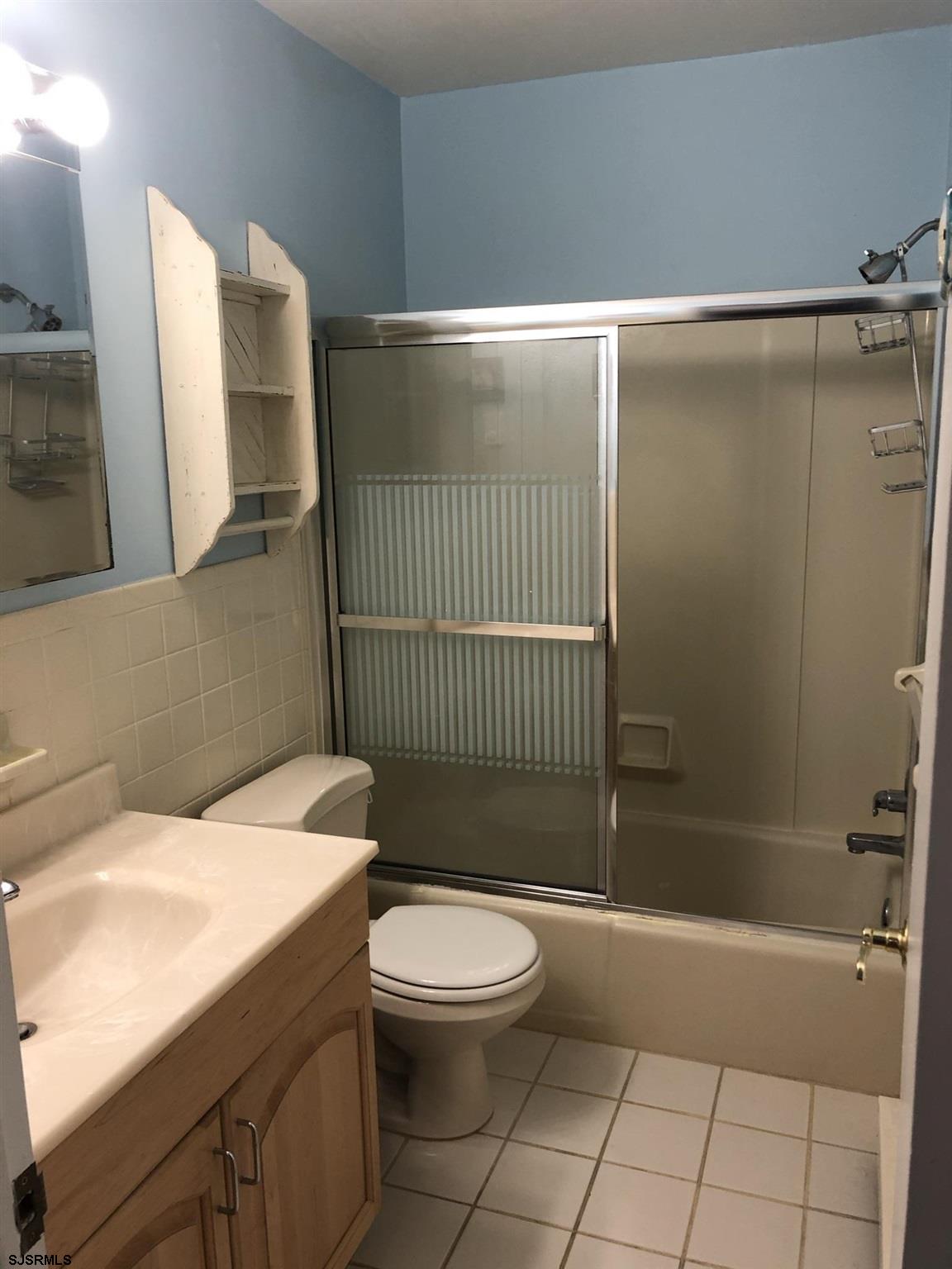 Margate, New Jersey 08402, United States, 2 Bedrooms Bedrooms, ,1 BathroomBathrooms,Residential,Active,253660
