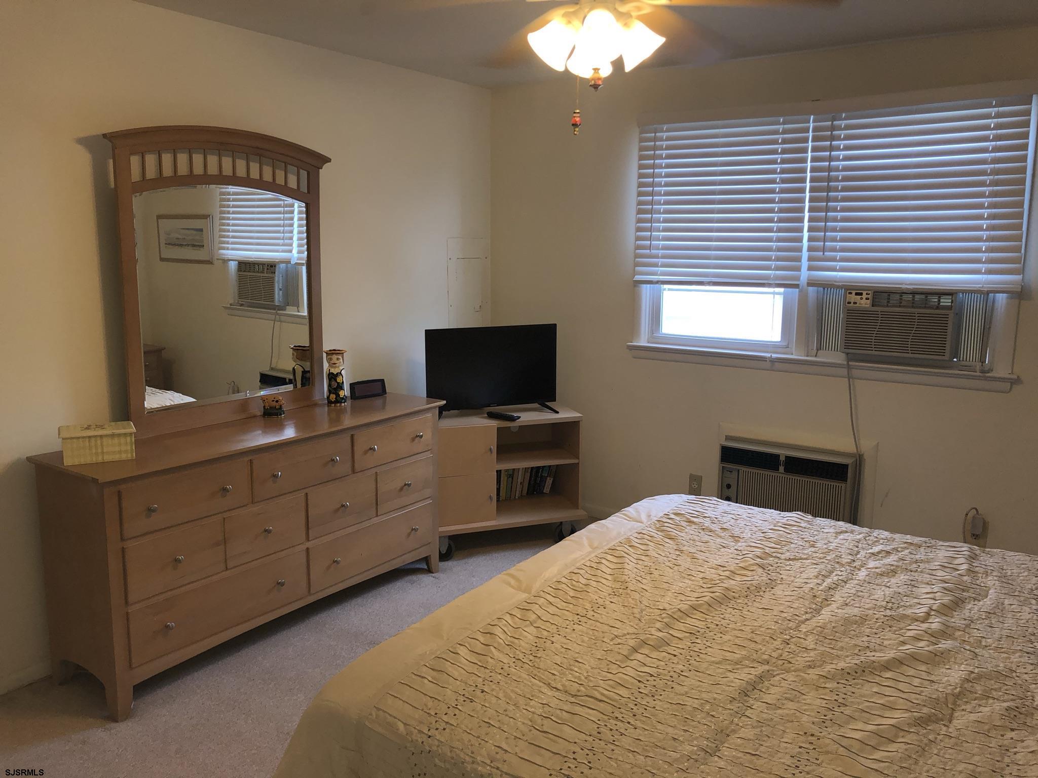 Margate, New Jersey 08402, United States, 2 Bedrooms Bedrooms, ,1 BathroomBathrooms,Residential,Active,253660