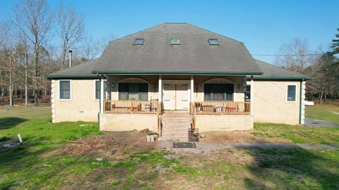 Homes For Sale - 7422 4th Ave<br/> Mays Landing, NJ 08330