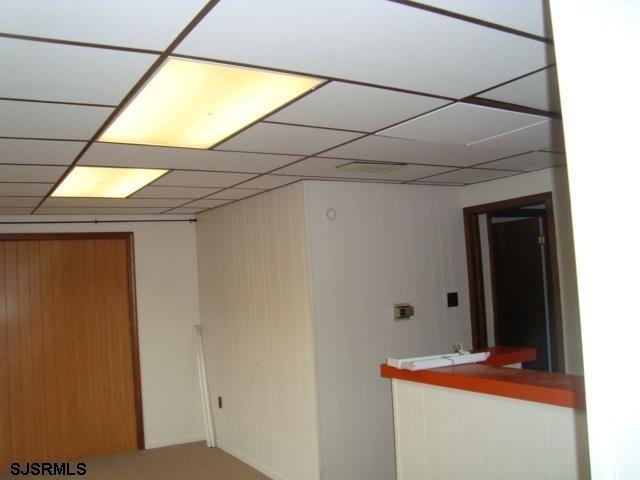 705 White Horse