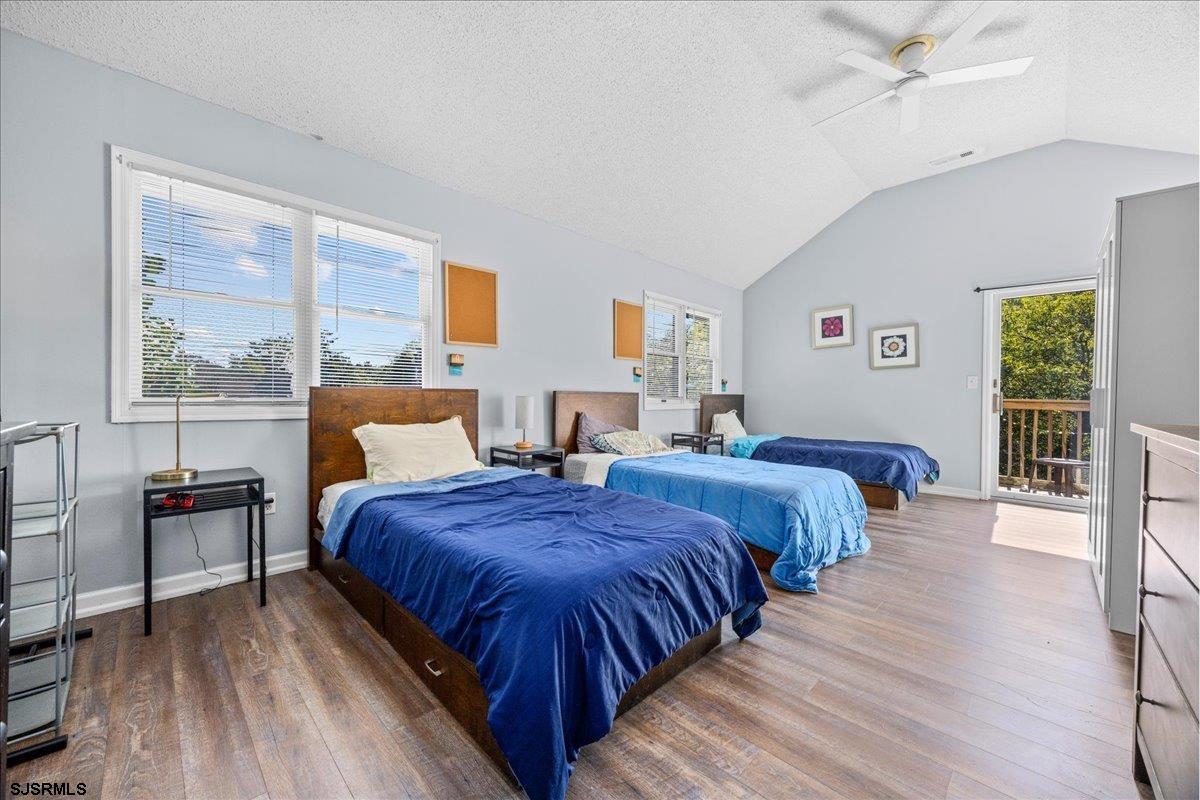 Absecon, New Jersey 08201, United States, 5 Bedrooms Bedrooms, ,3 BathroomsBathrooms,Residential,Active,201062