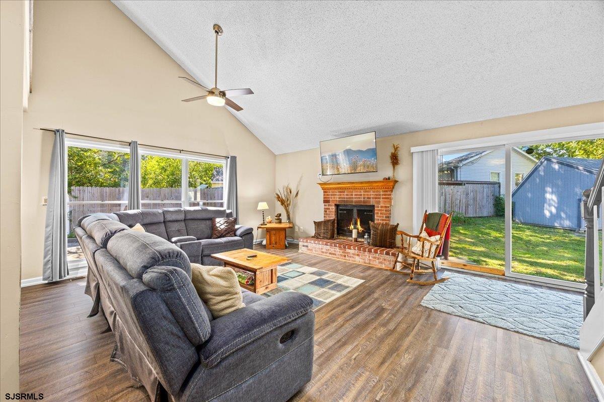 Absecon, New Jersey 08201, United States, 5 Bedrooms Bedrooms, ,3 BathroomsBathrooms,Residential,Active,201062