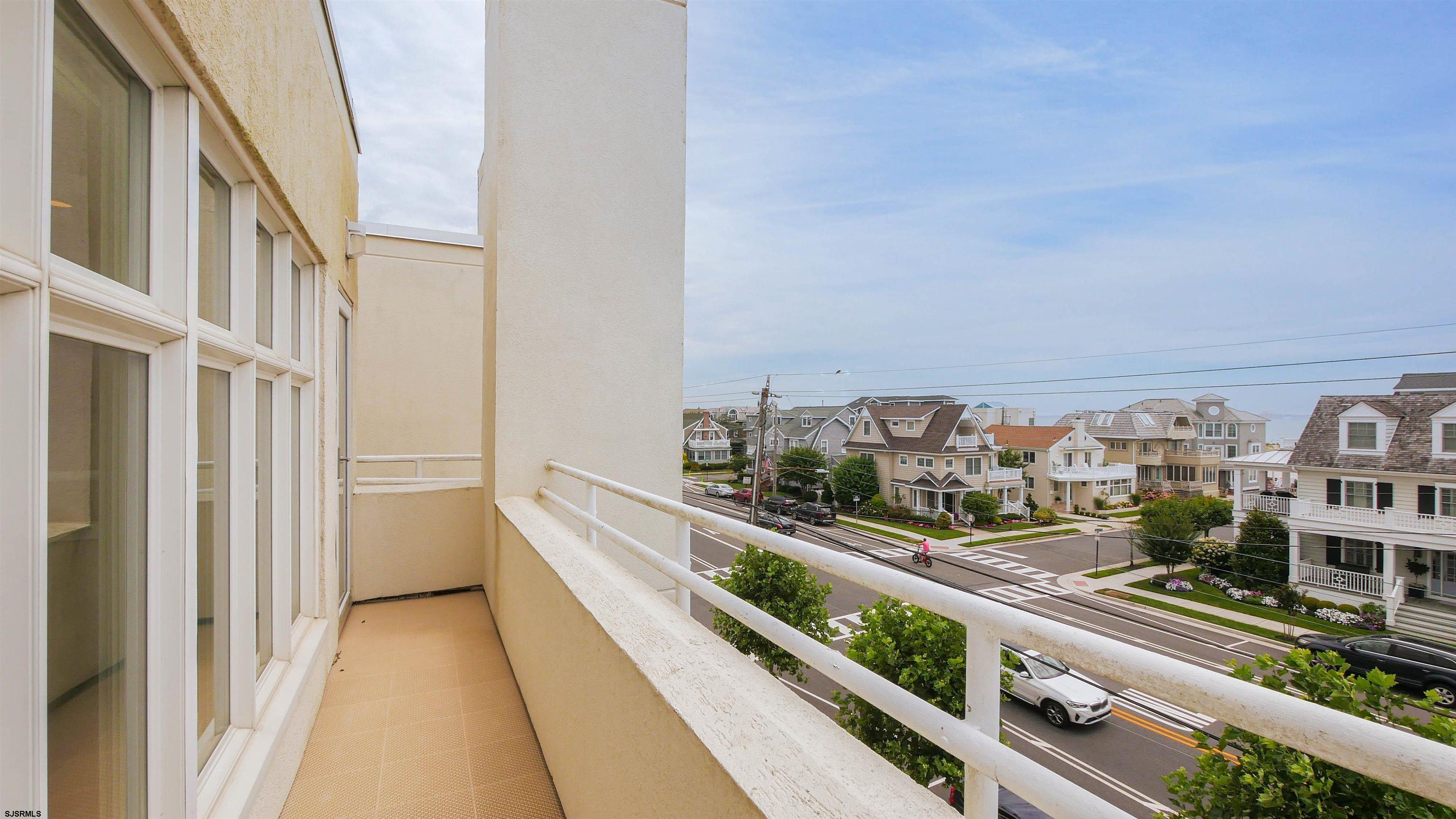 Margate, New Jersey 08402, United States, 2 Bedrooms Bedrooms, ,2 BathroomsBathrooms,Residential,Active,65811