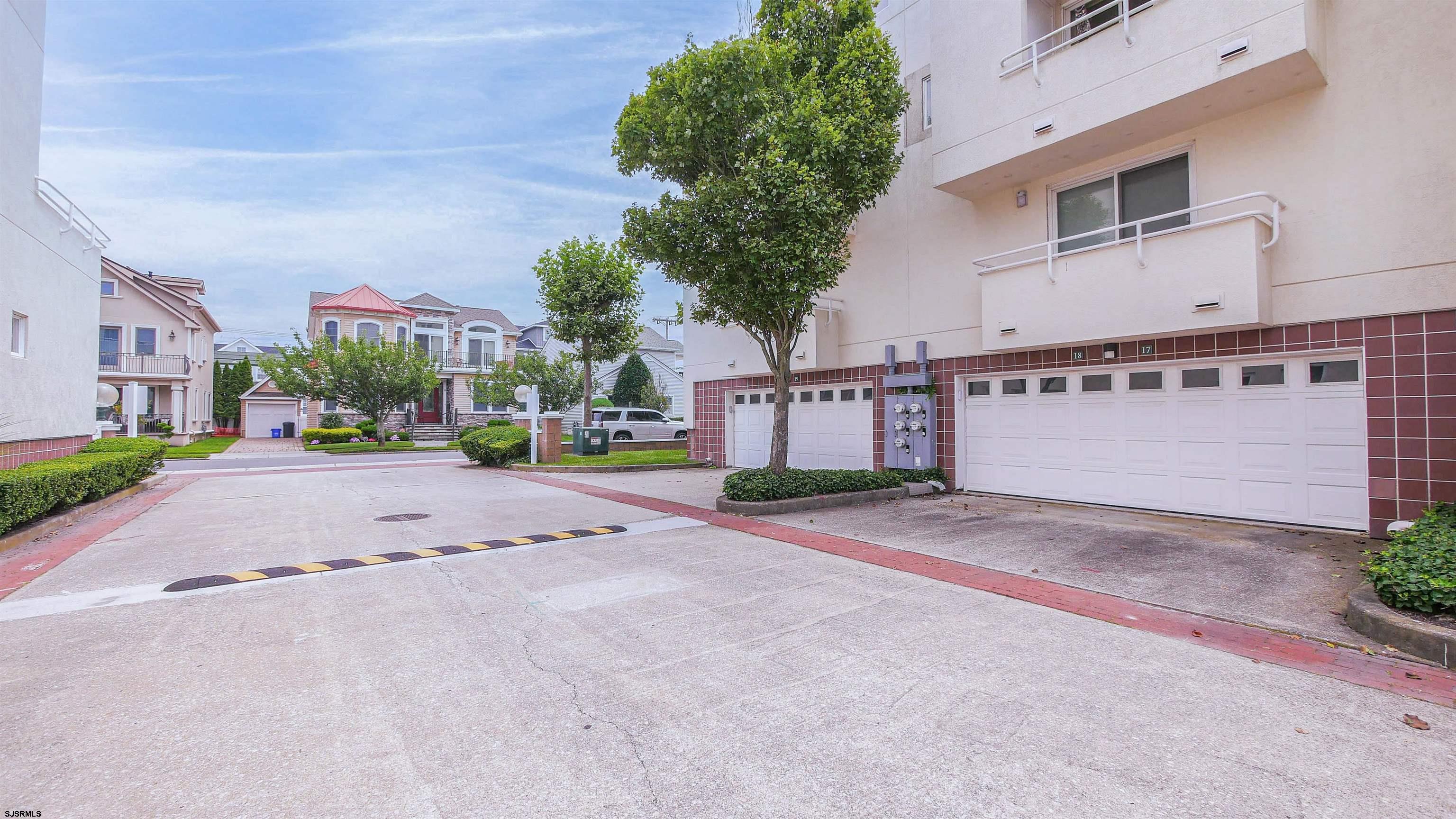 Margate, New Jersey 08402, United States, 2 Bedrooms Bedrooms, ,2 BathroomsBathrooms,Residential,Active,65811