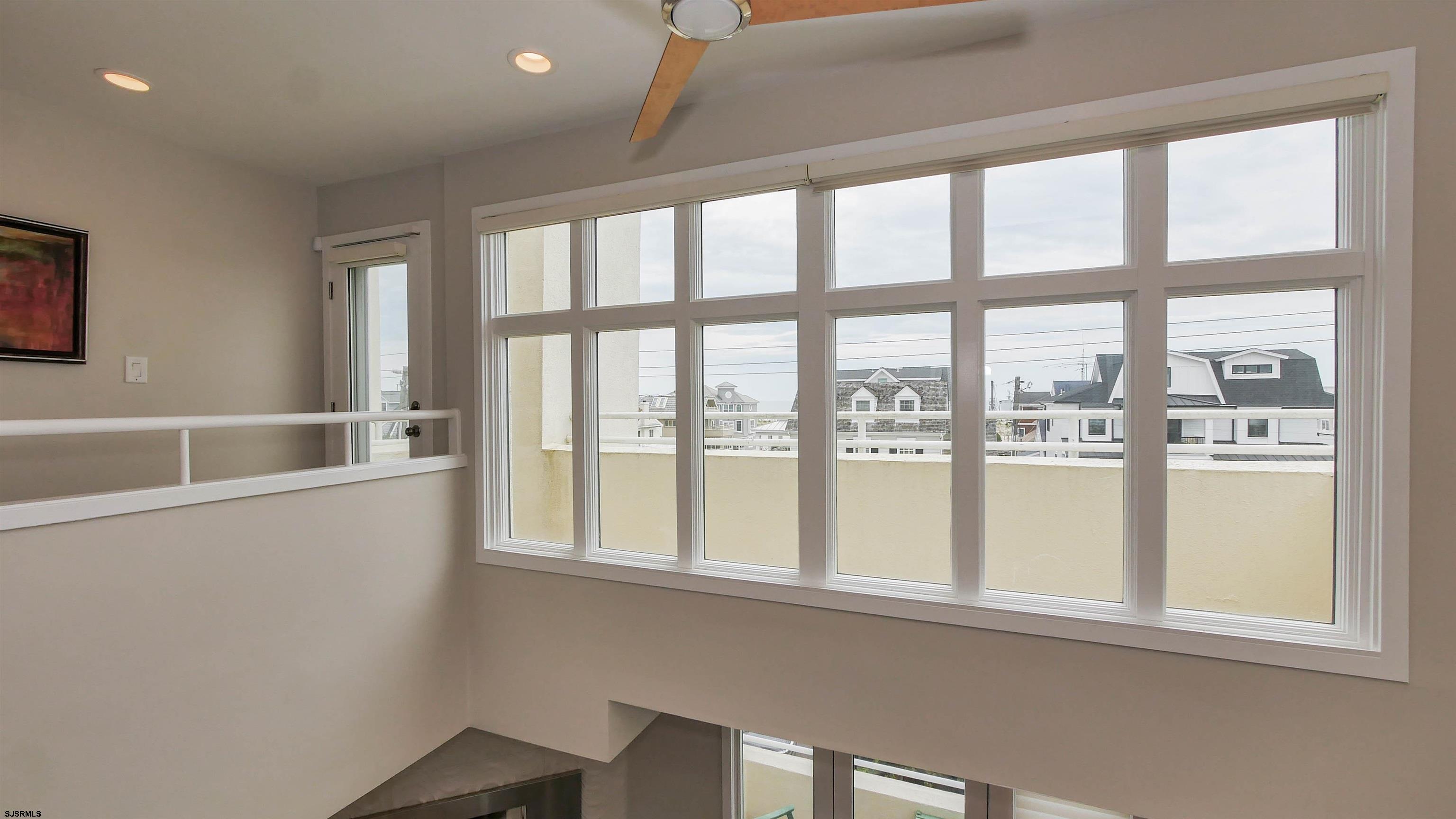 Margate, New Jersey 08402, United States, 2 Bedrooms Bedrooms, ,2 BathroomsBathrooms,Residential,Active,65811