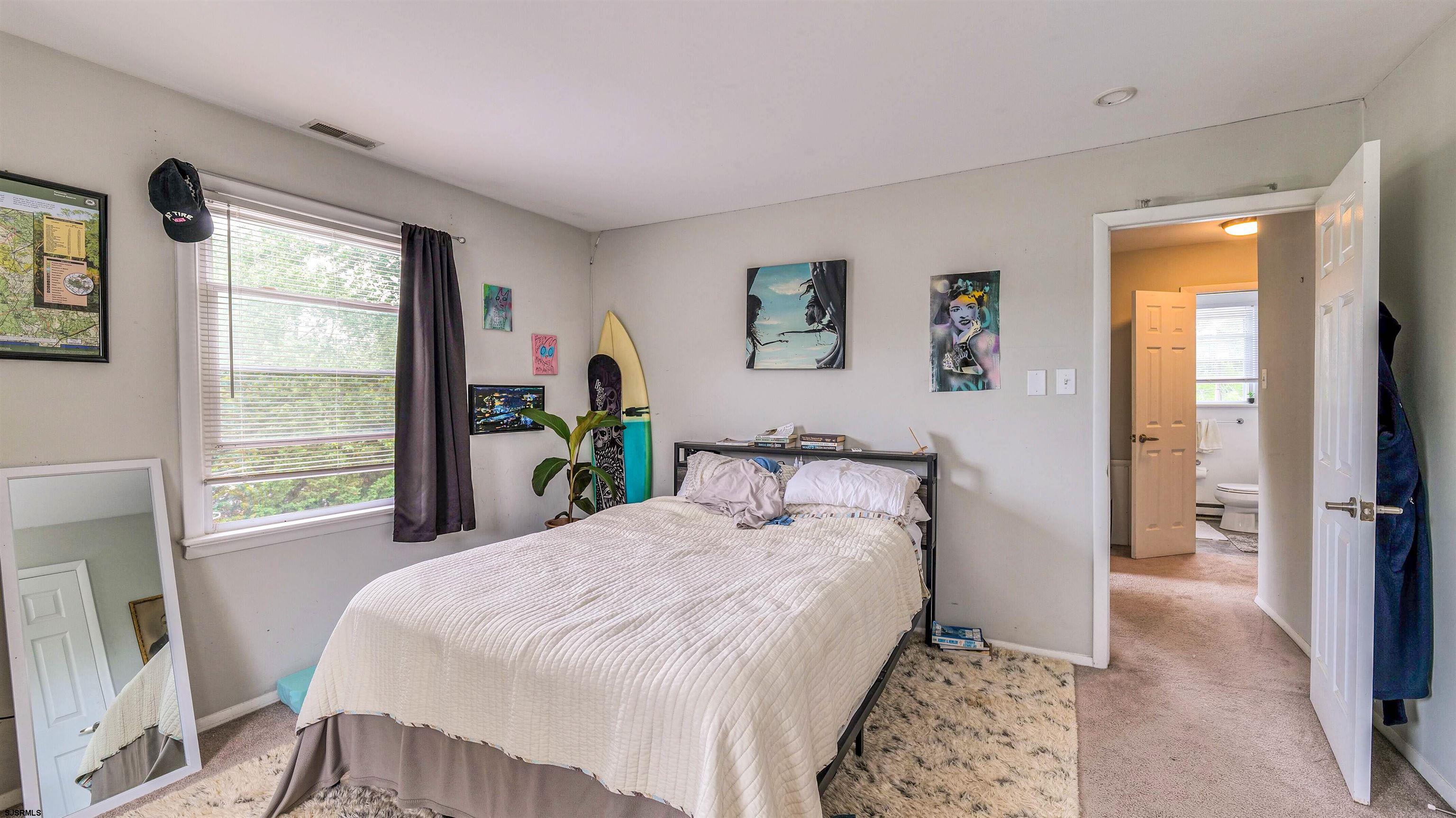 Somers Point, New Jersey 08244, United States, 8 Bedrooms Bedrooms, ,4 BathroomsBathrooms,Residential,Active,148361