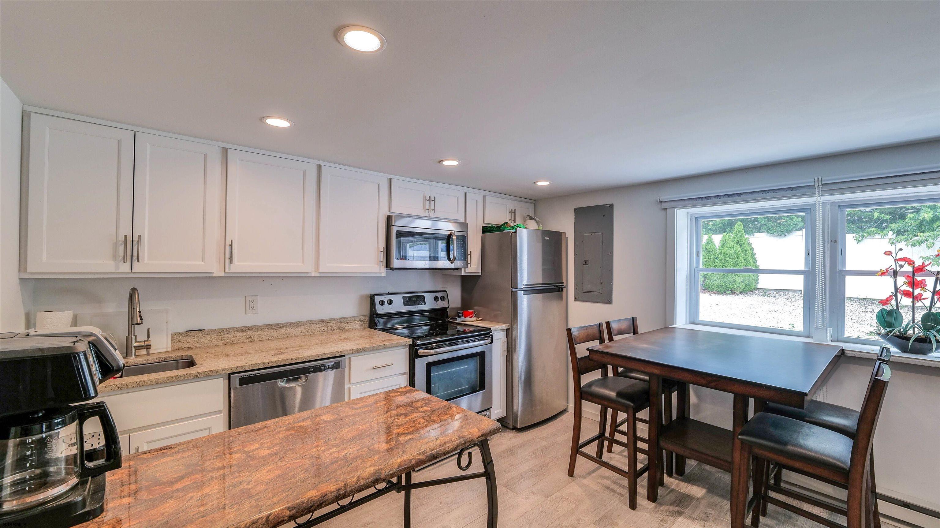 Somers Point, New Jersey 08244, United States, 8 Bedrooms Bedrooms, ,4 BathroomsBathrooms,Residential,Active,148361