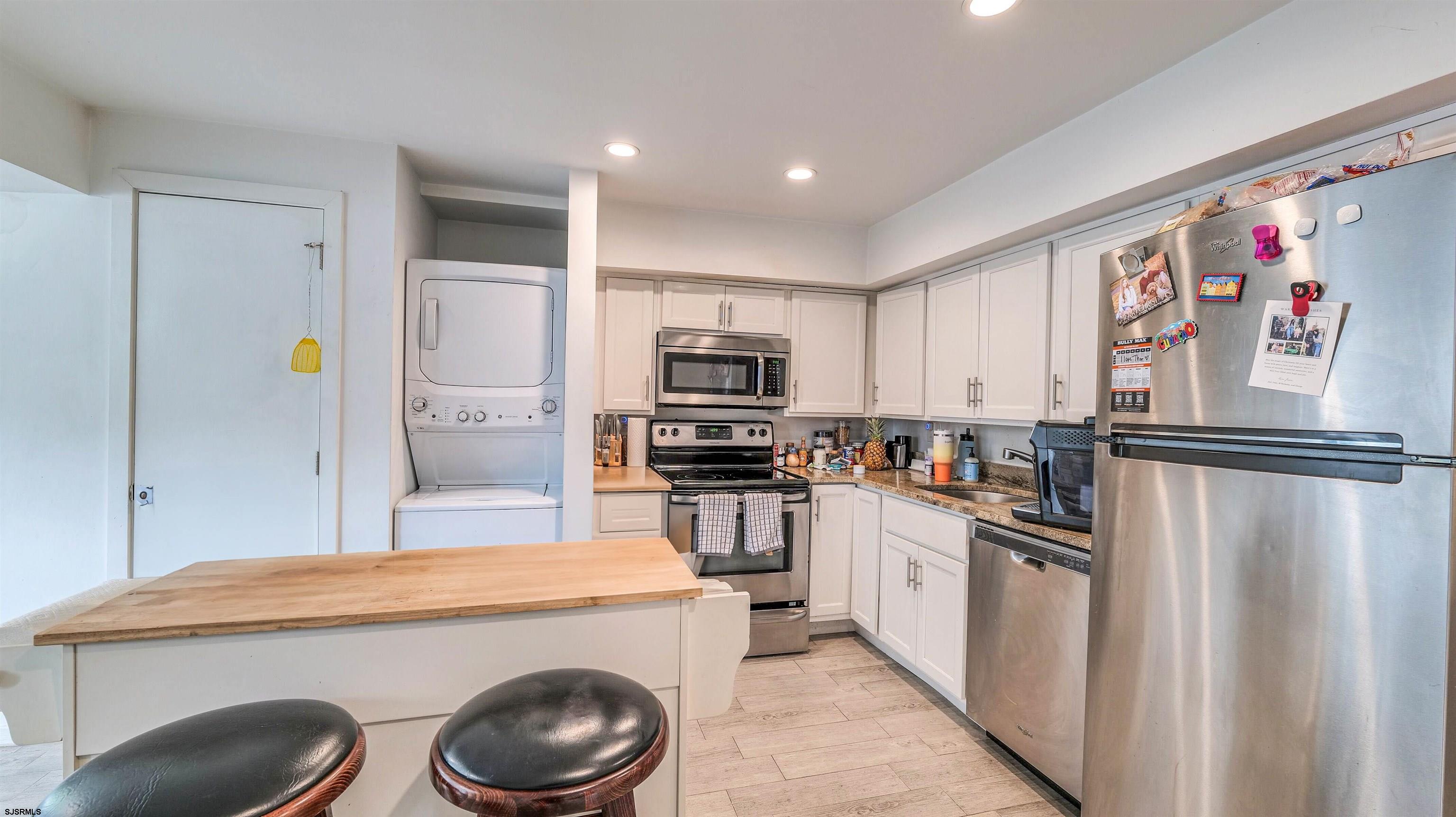 Somers Point, New Jersey 08244, United States, 8 Bedrooms Bedrooms, ,4 BathroomsBathrooms,Residential,Active,148361