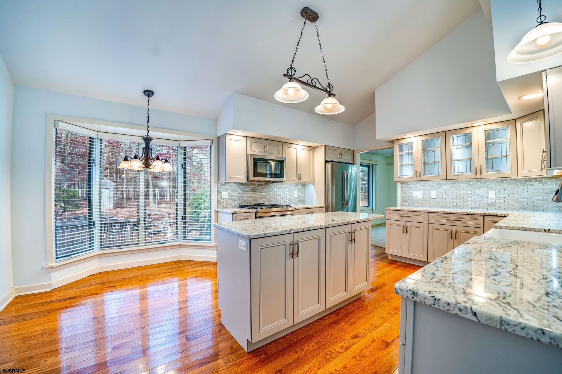 Petersburg, New Jersey 08270, United States, 3 Bedrooms Bedrooms, ,2 BathroomsBathrooms,Residential,Pending,77746