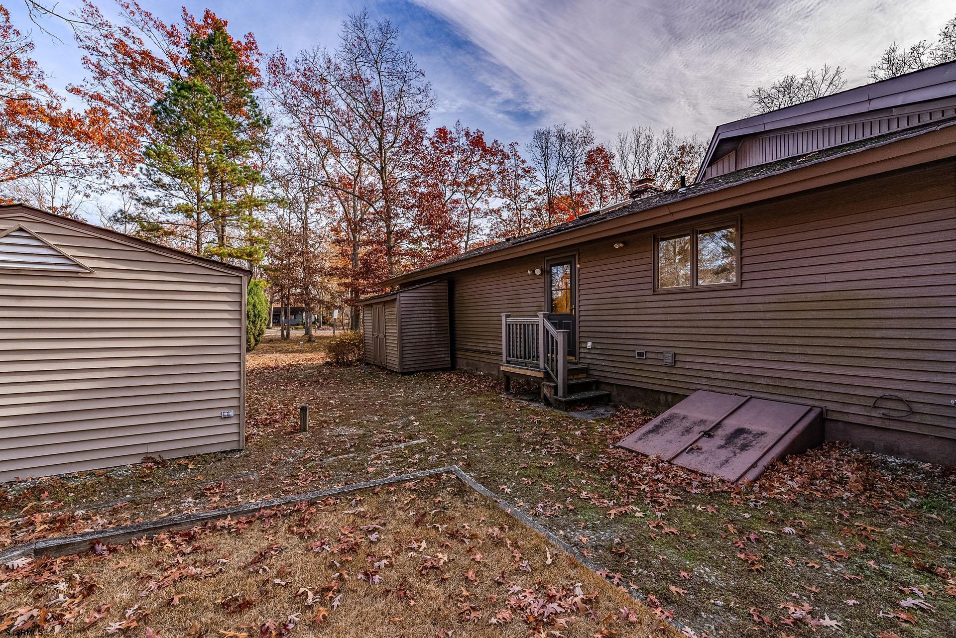 Petersburg, New Jersey 08270, United States, 3 Bedrooms Bedrooms, ,2 BathroomsBathrooms,Residential,Pending,77746