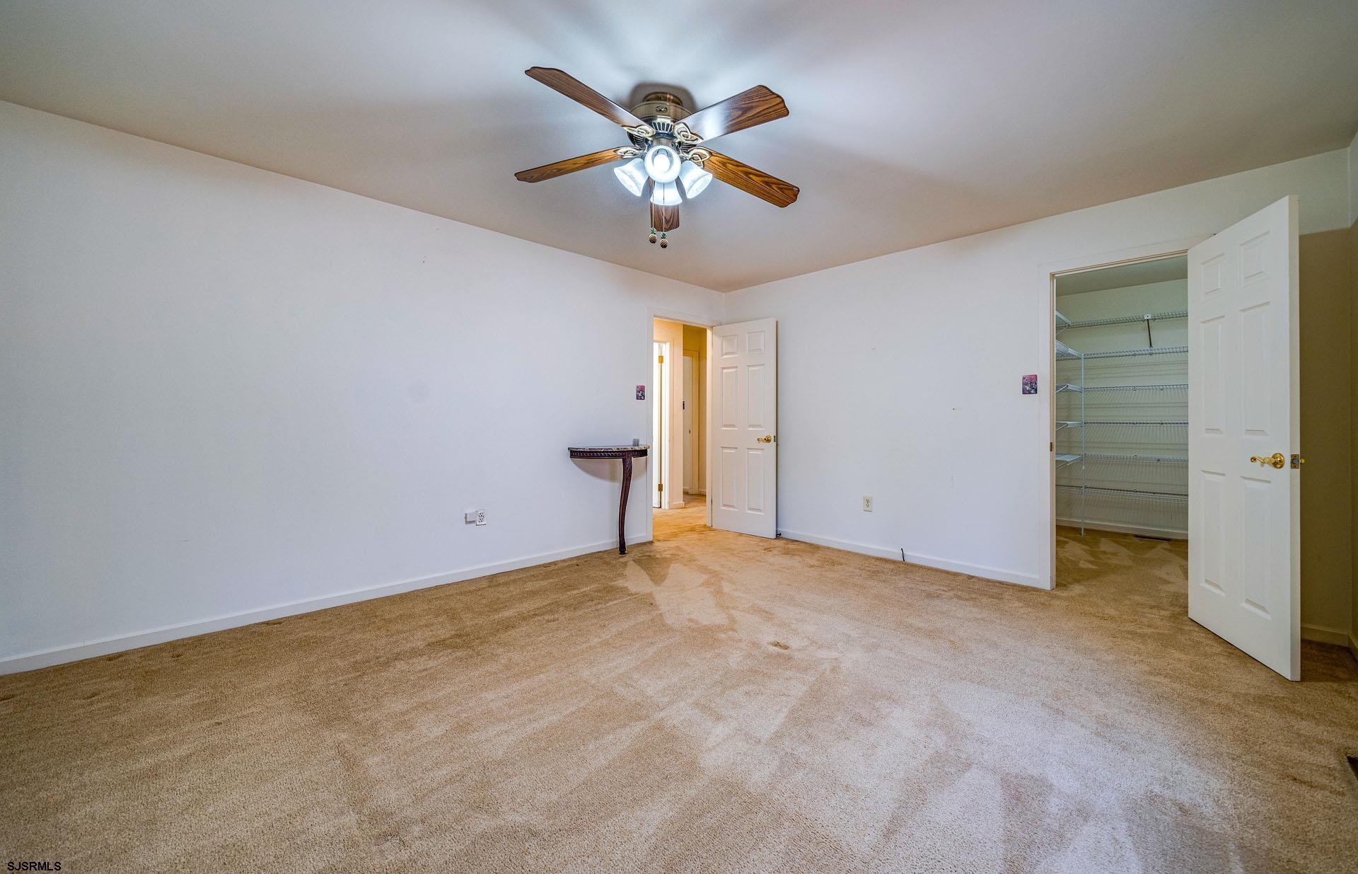 Petersburg, New Jersey 08270, United States, 3 Bedrooms Bedrooms, ,2 BathroomsBathrooms,Residential,Pending,77746