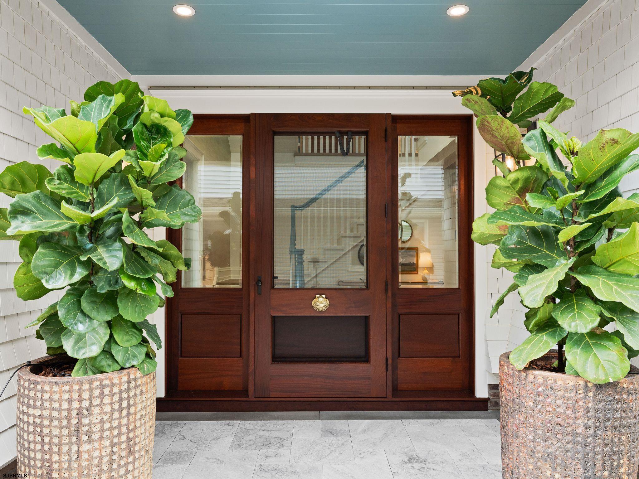12 E Newcastle Road