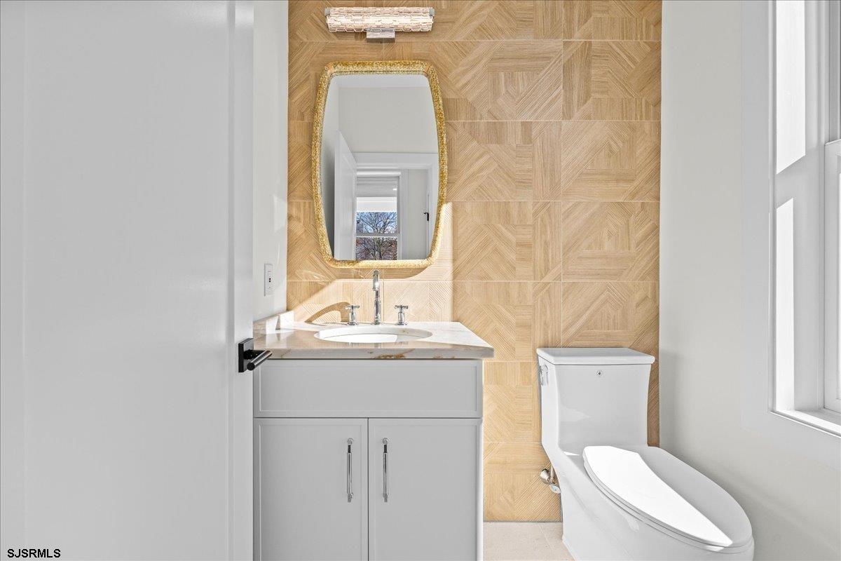 Margate, New Jersey 08402, United States, 5 Bedrooms Bedrooms, ,5 BathroomsBathrooms,Residential,Active,244943