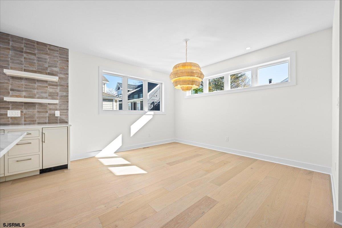 Margate, New Jersey 08402, United States, 5 Bedrooms Bedrooms, ,5 BathroomsBathrooms,Residential,Active,244943