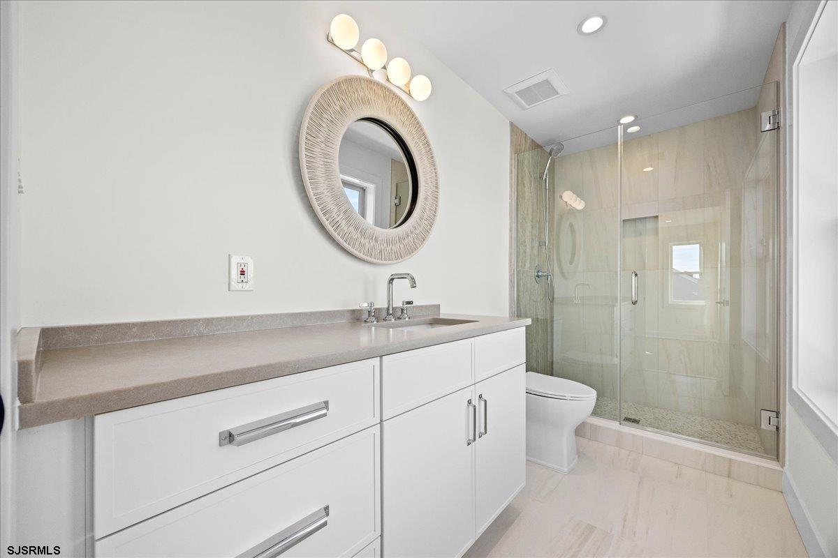 Margate, New Jersey 08402, United States, 5 Bedrooms Bedrooms, ,5 BathroomsBathrooms,Residential,Active,244943