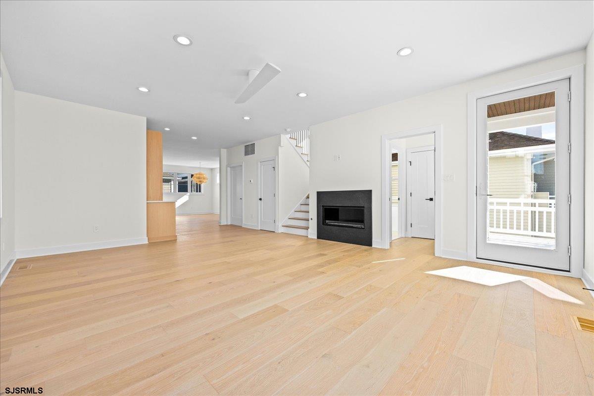 Margate, New Jersey 08402, United States, 5 Bedrooms Bedrooms, ,5 BathroomsBathrooms,Residential,Active,244943