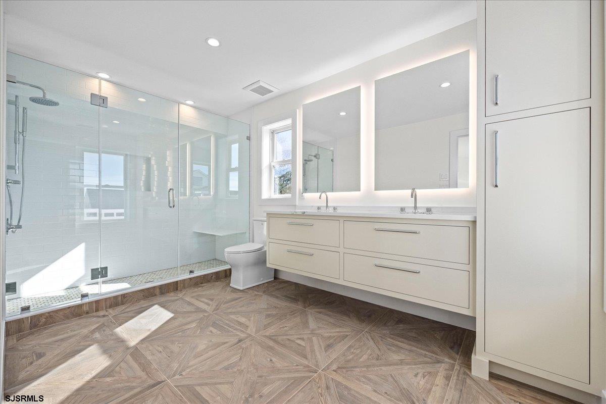 Margate, New Jersey 08402, United States, 5 Bedrooms Bedrooms, ,5 BathroomsBathrooms,Residential,Active,244943