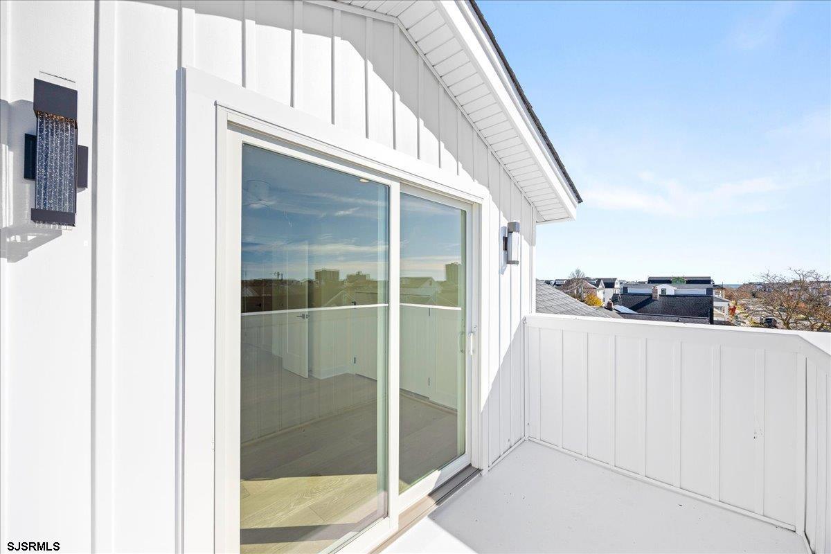 Margate, New Jersey 08402, United States, 5 Bedrooms Bedrooms, ,5 BathroomsBathrooms,Residential,Active,244943