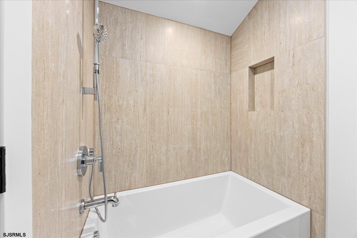 Margate, New Jersey 08402, United States, 5 Bedrooms Bedrooms, ,5 BathroomsBathrooms,Residential,Active,244943