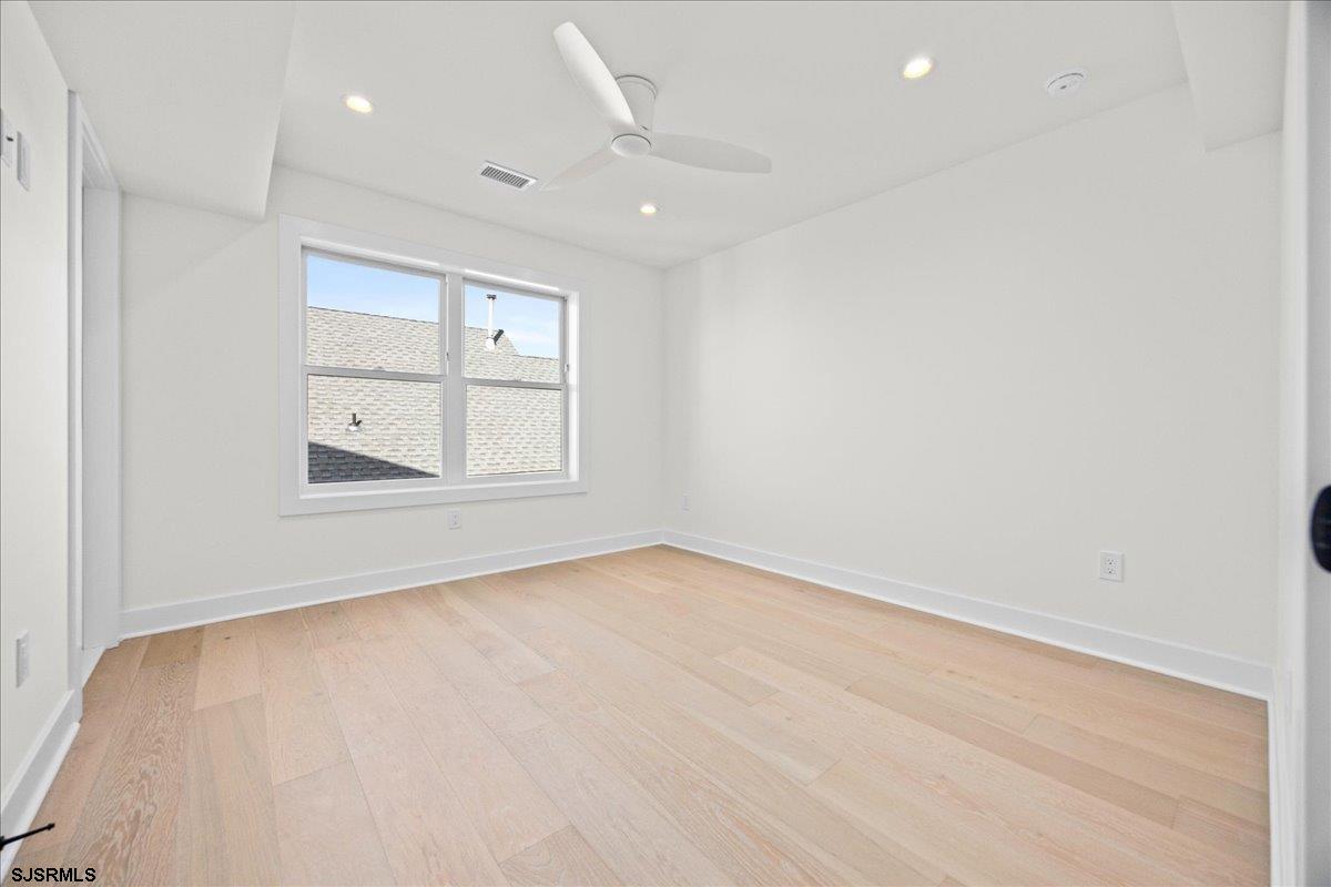 Margate, New Jersey 08402, United States, 5 Bedrooms Bedrooms, ,5 BathroomsBathrooms,Residential,Active,244943