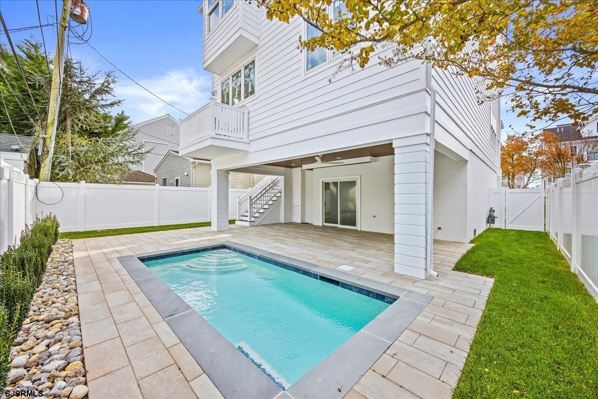 Margate, New Jersey 08402, United States, 5 Bedrooms Bedrooms, ,5 BathroomsBathrooms,Residential,Active,244943