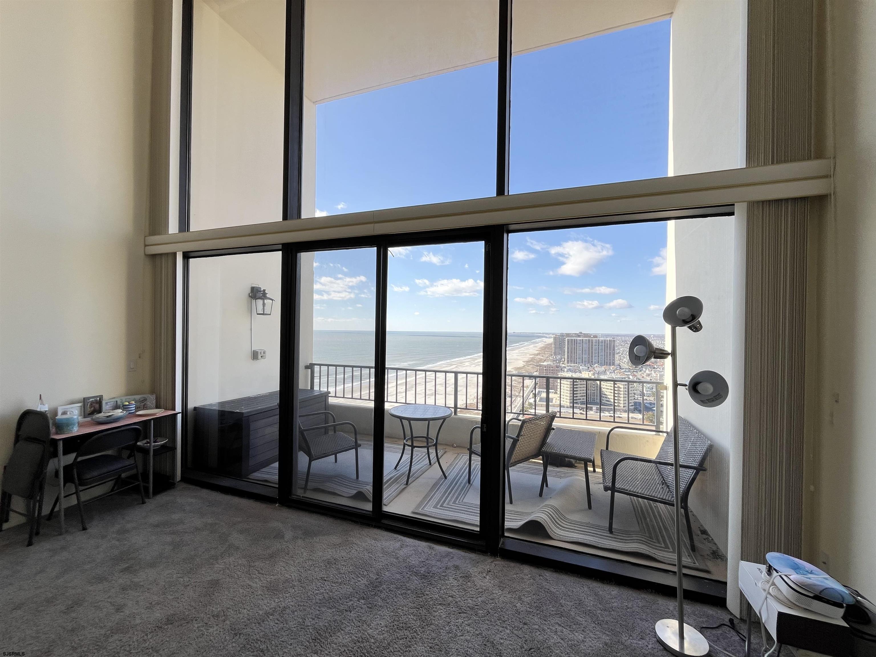 Atlantic City, New Jersey 08401, United States, 1 Bedroom Bedrooms, ,2 BathroomsBathrooms,Residential,Active,154897