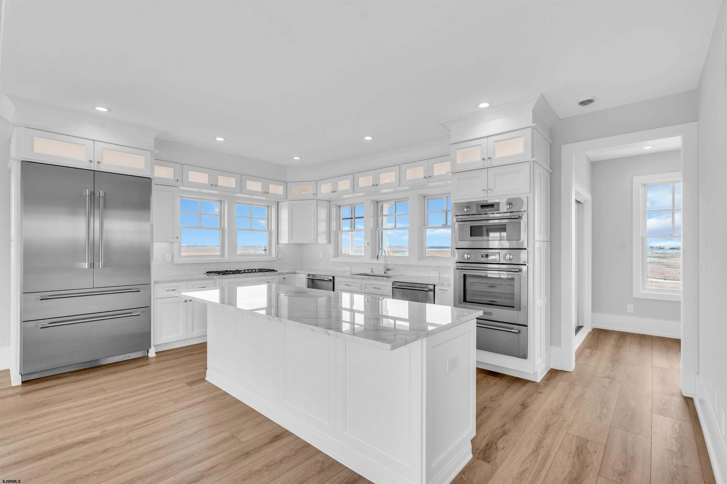 Strathmere, New Jersey 08248, United States, 3 Bedrooms Bedrooms, ,3 BathroomsBathrooms,Residential,Active,102687