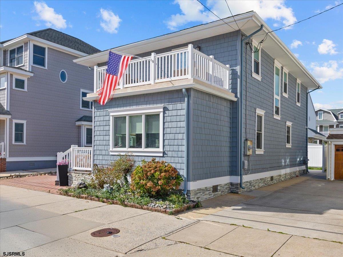 Margate, New Jersey 08402, United States, 4 Bedrooms Bedrooms, ,3 BathroomsBathrooms,Residential,Active,201811