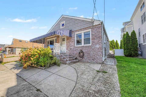 Homes For Rent - 205 N Delavan Ave<br/> Margate, NJ 08402