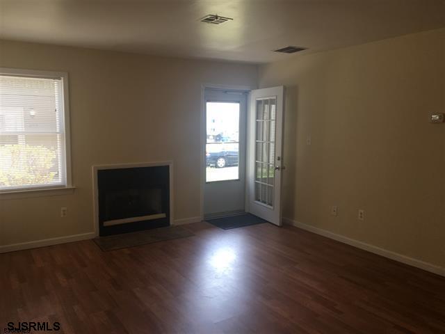 700 N Franklin Blvd Unit 1401 1401 Skyline Condos