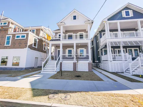 MLS: 593622