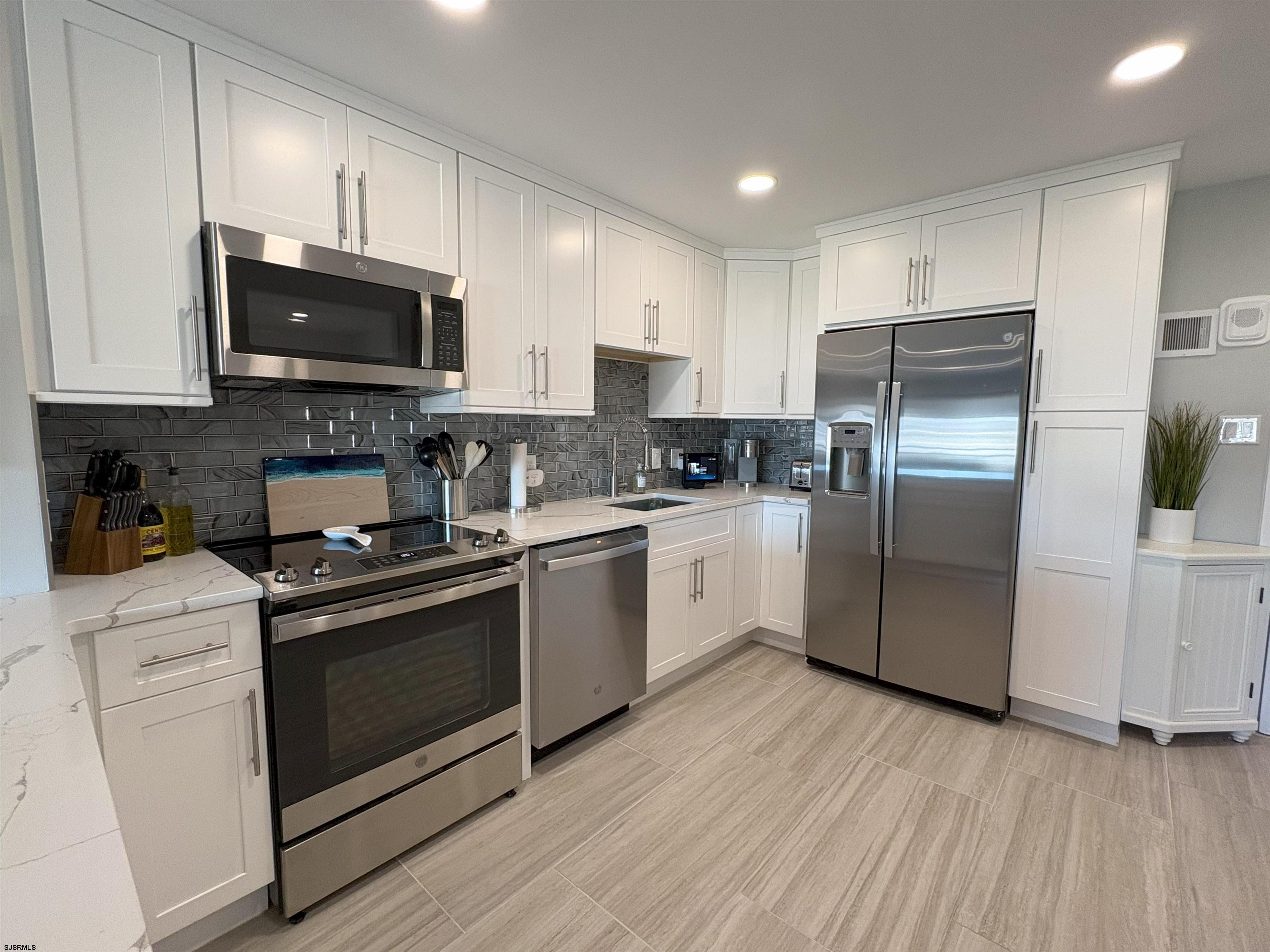 2700 Atlantic Ave 314