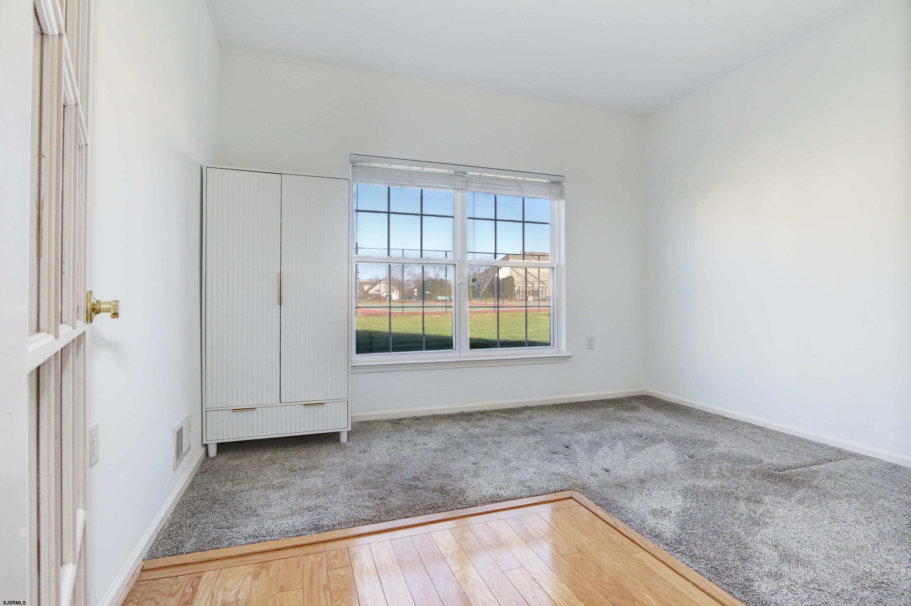 Egg Harbor Township, New Jersey 08234, United States, 3 Bedrooms Bedrooms, ,3 BathroomsBathrooms,Residential,Active,248402