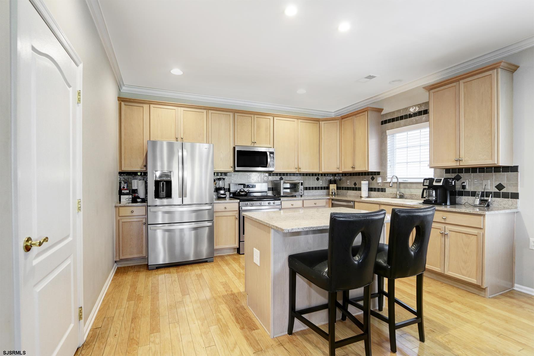 Egg Harbor Township, New Jersey 08234, United States, 3 Bedrooms Bedrooms, ,3 BathroomsBathrooms,Residential,Active,248402