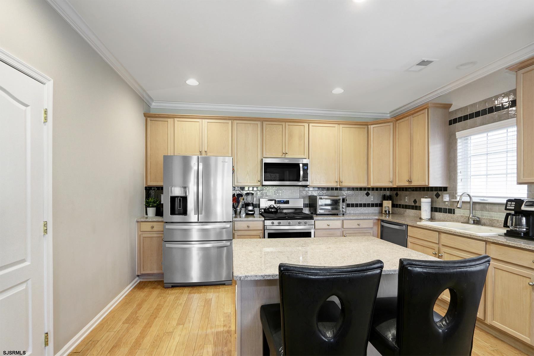 Egg Harbor Township, New Jersey 08234, United States, 3 Bedrooms Bedrooms, ,3 BathroomsBathrooms,Residential,Active,248402