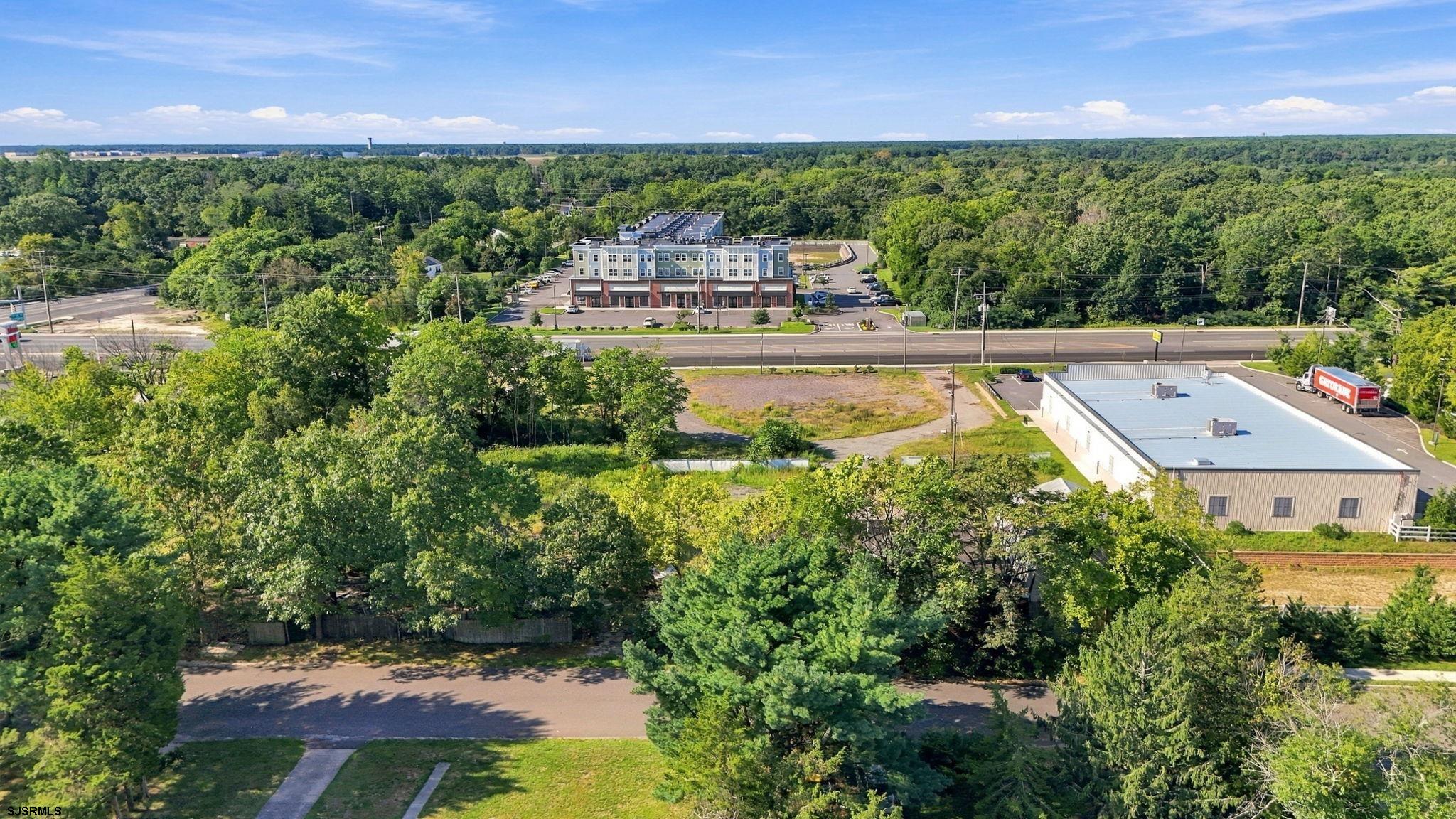 285 W White Horse