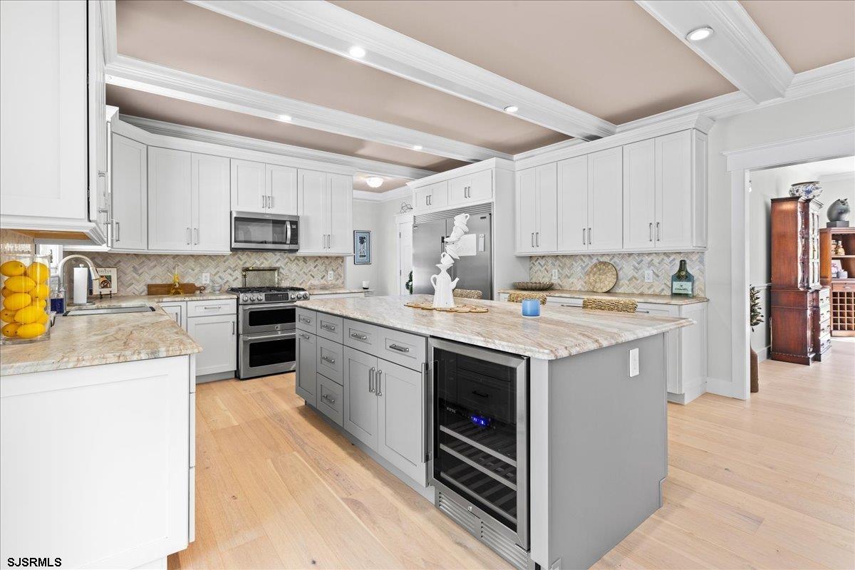 Egg Harbor City, New Jersey 08215, United States, 5 Bedrooms Bedrooms, ,5 BathroomsBathrooms,Residential,Active,48881