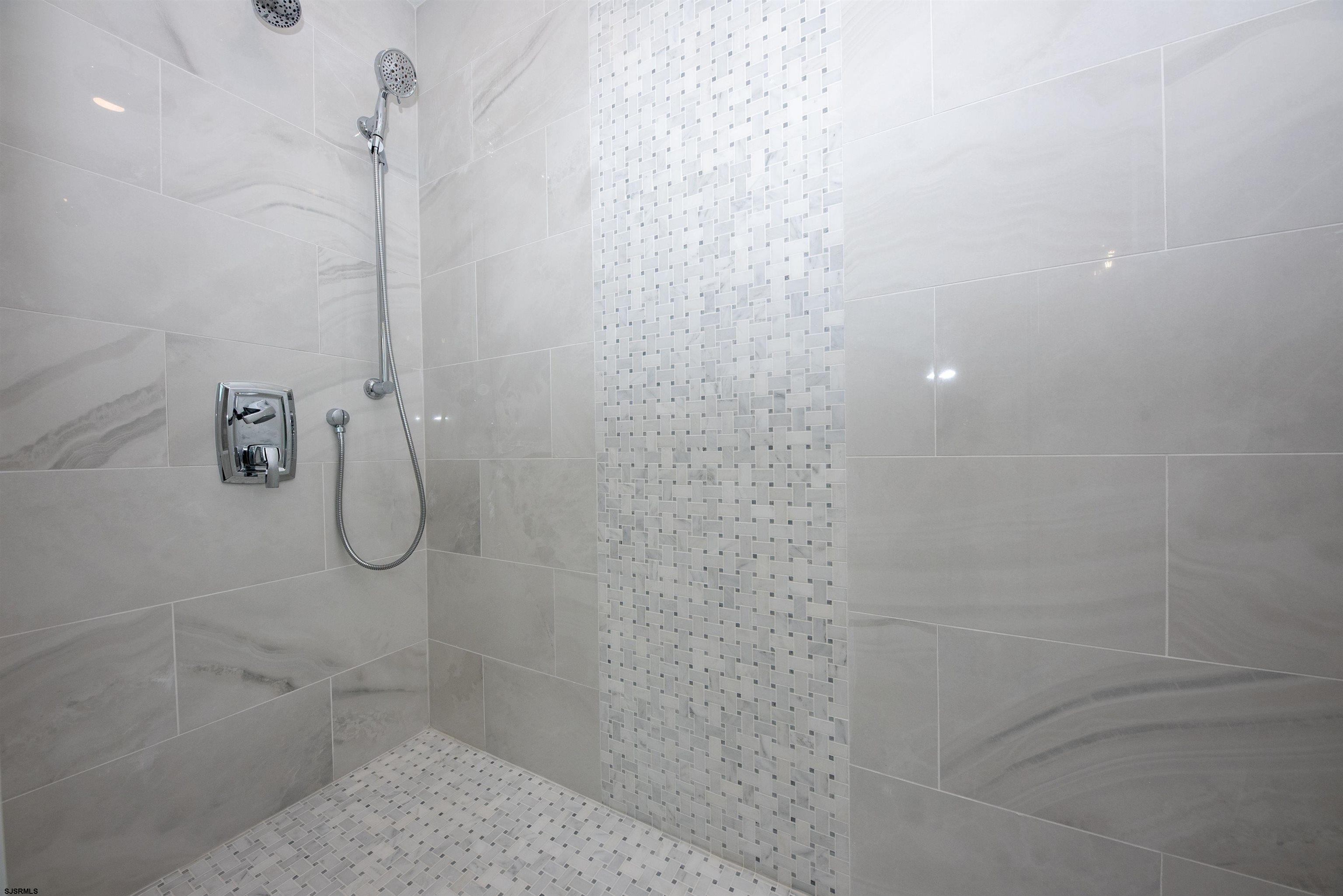 Ocean City, New Jersey 08226, United States, 5 Bedrooms Bedrooms, ,6 BathroomsBathrooms,Residential,Active,144246