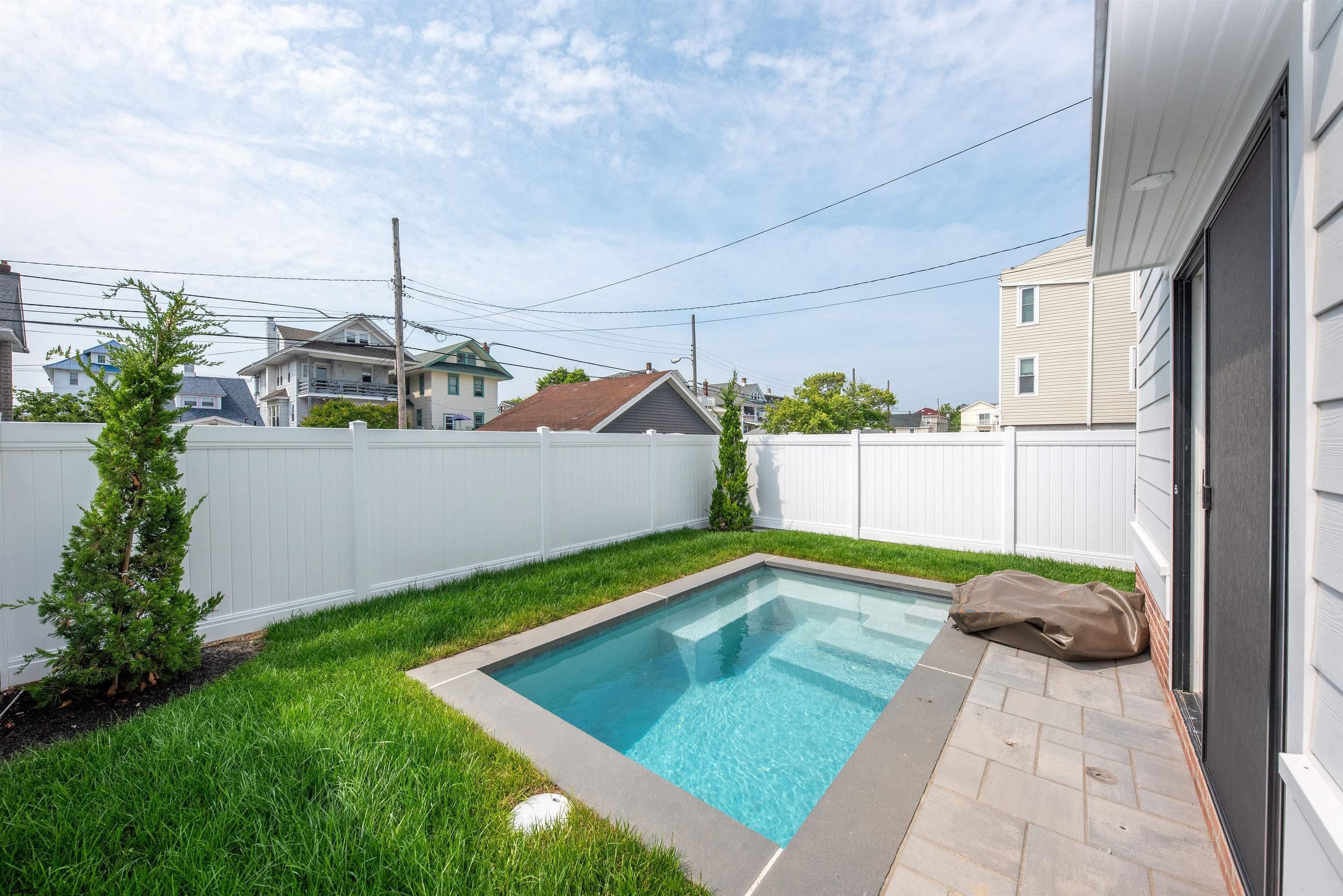 Ocean City, New Jersey 08226, United States, 5 Bedrooms Bedrooms, ,6 BathroomsBathrooms,Residential,Active,144246