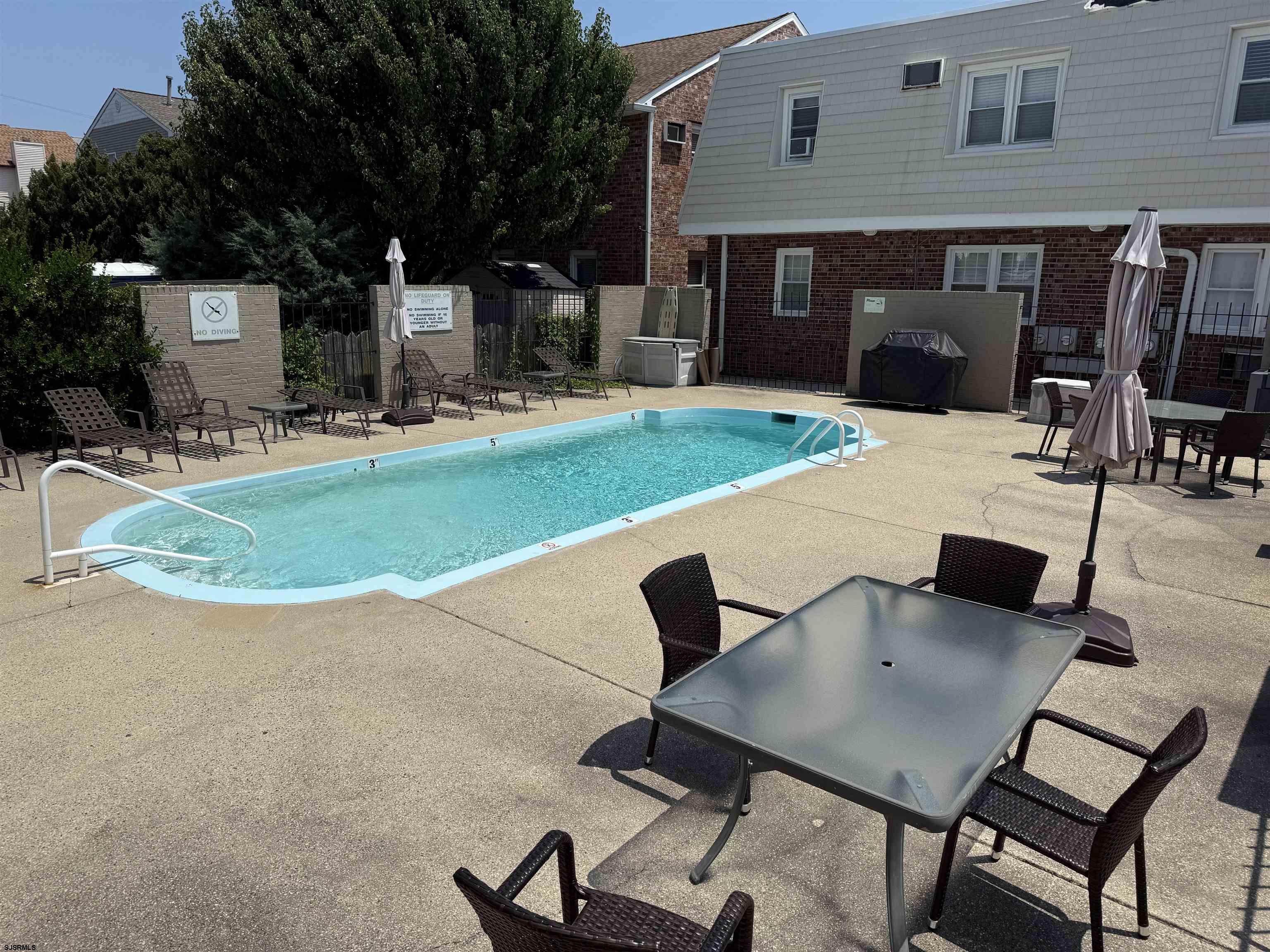 Margate, New Jersey 08402, United States, 2 Bedrooms Bedrooms, ,1 BathroomBathrooms,Residential,Active,167264