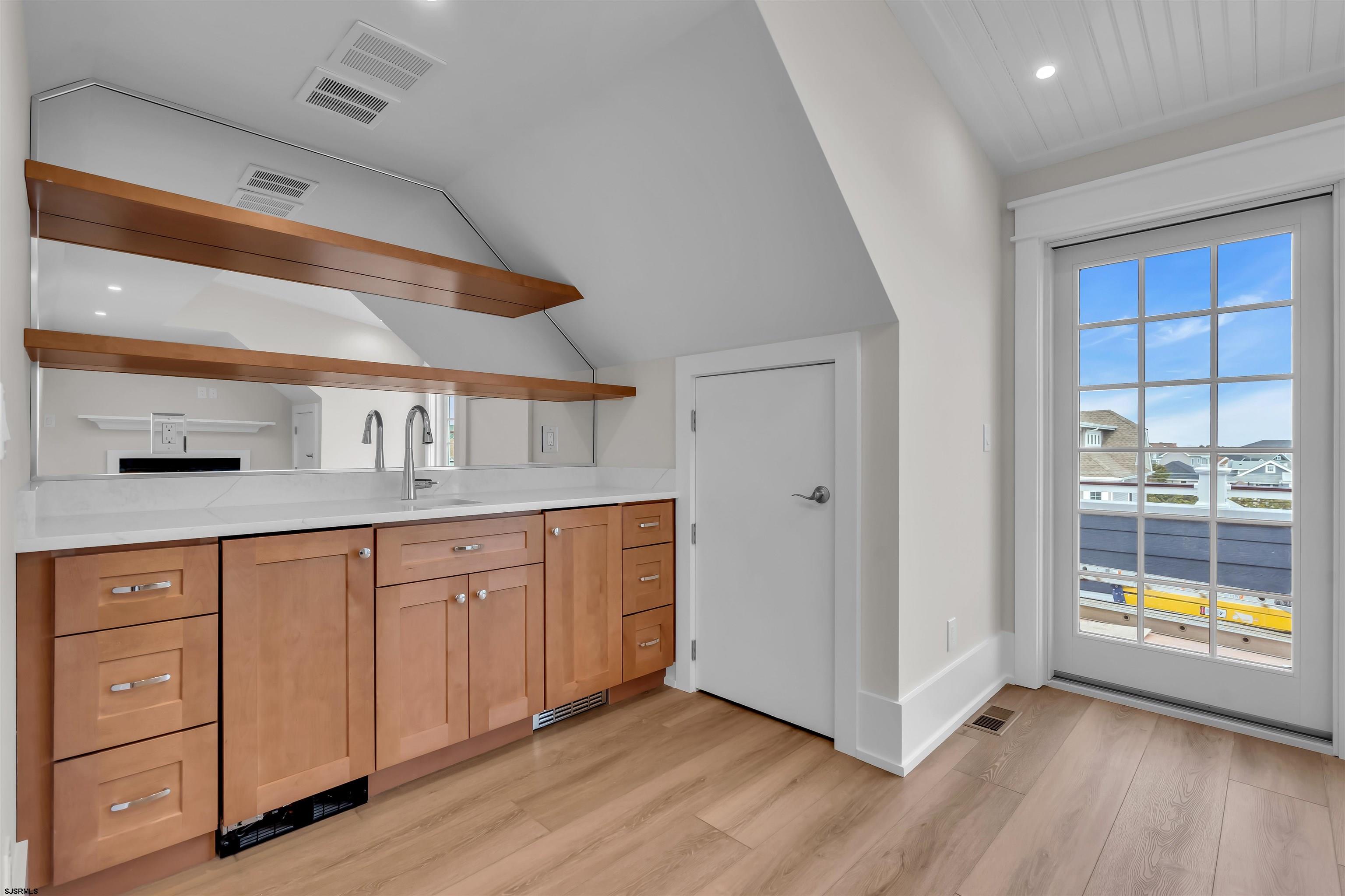 Ocean City, New Jersey 08226, United States, 5 Bedrooms Bedrooms, ,4 BathroomsBathrooms,Residential,Active,248439