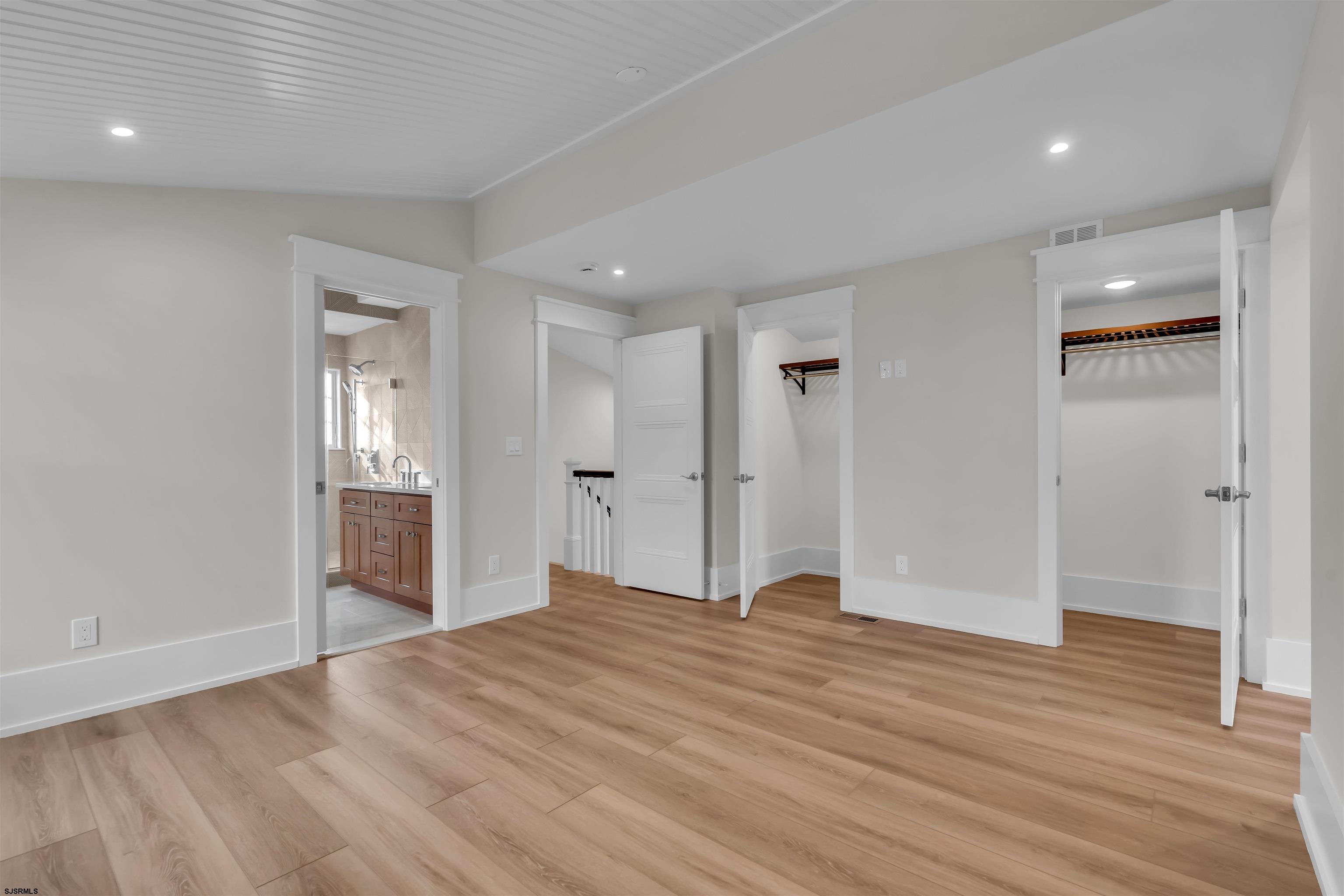 Ocean City, New Jersey 08226, United States, 5 Bedrooms Bedrooms, ,4 BathroomsBathrooms,Residential,Active,248439