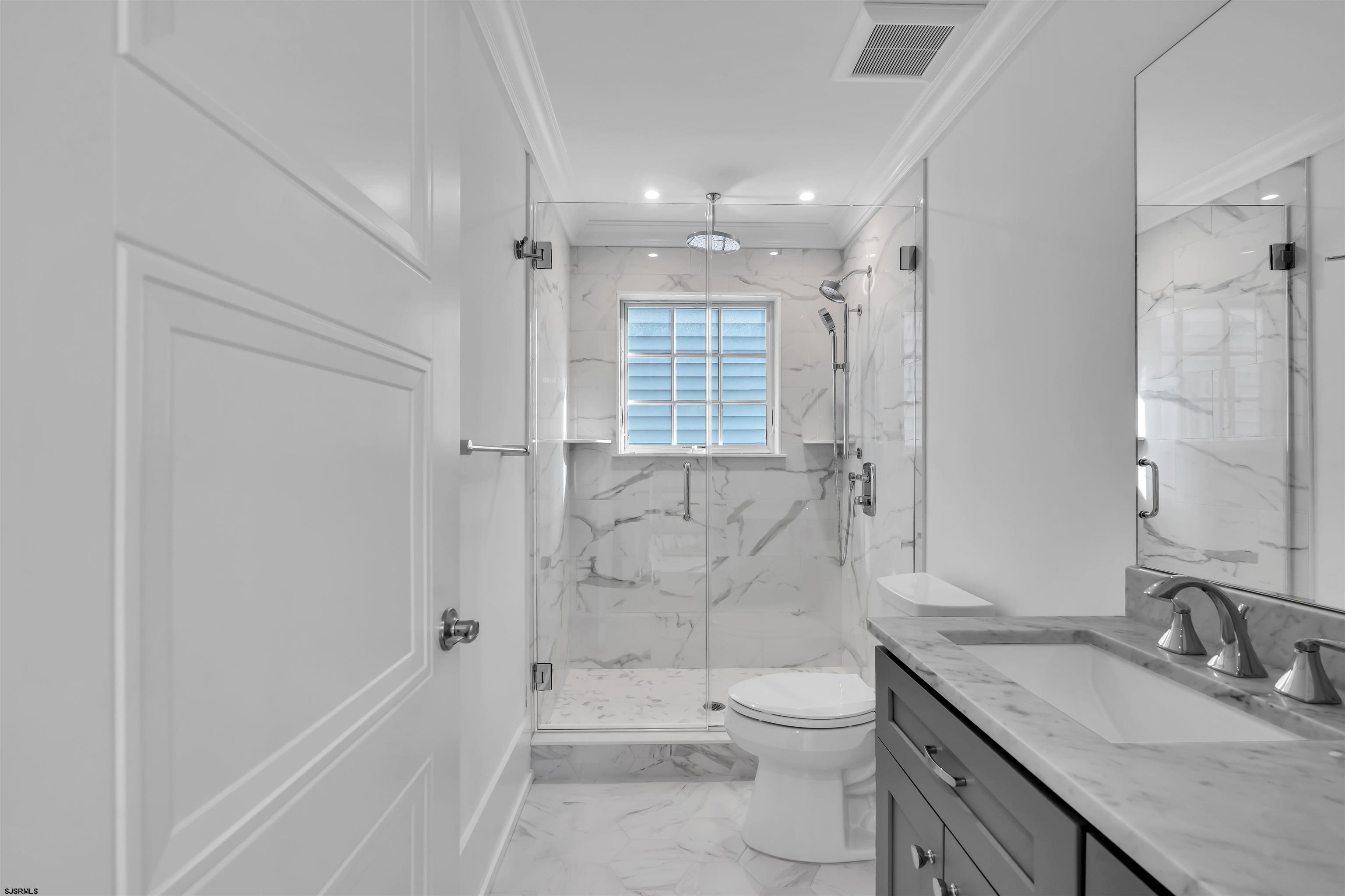 Ocean City, New Jersey 08226, United States, 5 Bedrooms Bedrooms, ,4 BathroomsBathrooms,Residential,Active,248439