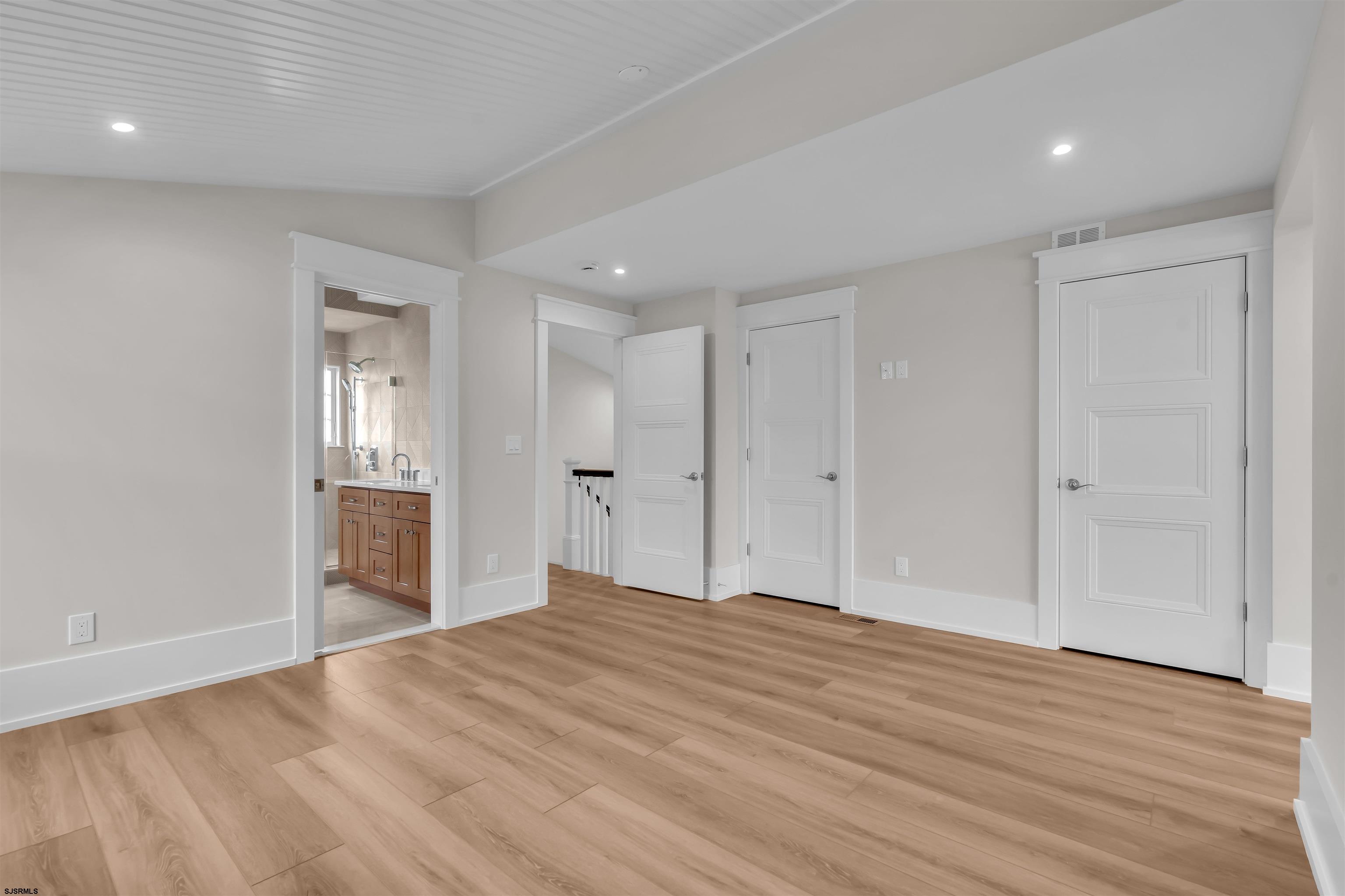 Ocean City, New Jersey 08226, United States, 5 Bedrooms Bedrooms, ,4 BathroomsBathrooms,Residential,Active,248439